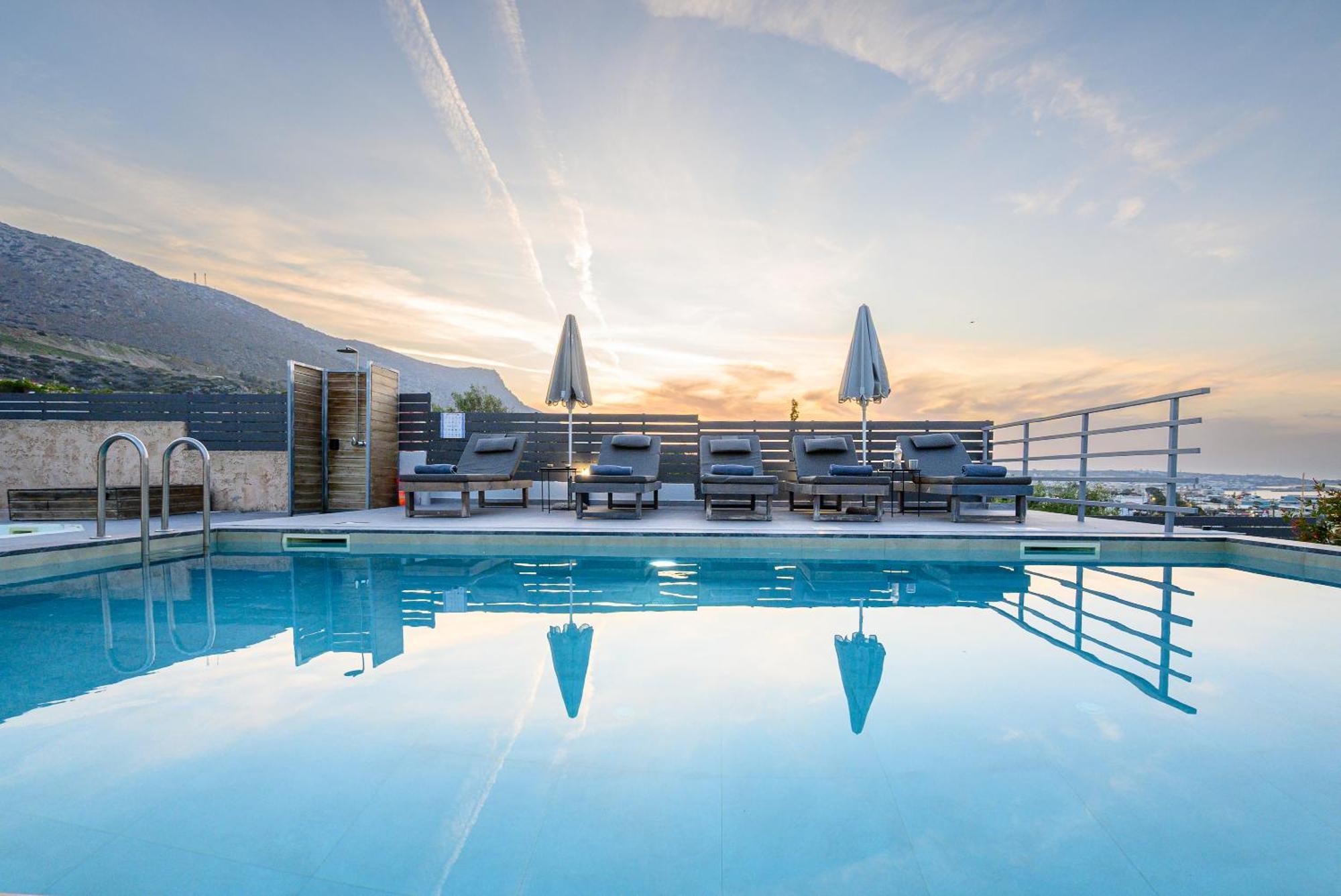 Queen'S Gem Luxury Villa - Heated Jacuzzi & Pool Hersonissos (Crete) Exterior foto